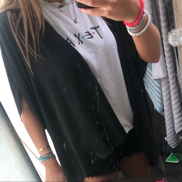 Black kimono - Picture 1 of 2